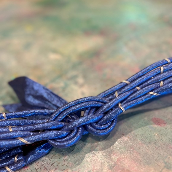 80s Metallic Blue Belt - Picture 2 of 7